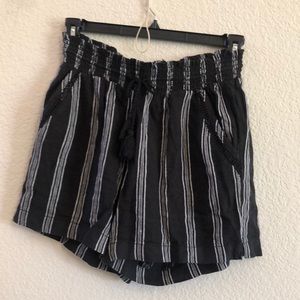 Shorts size M